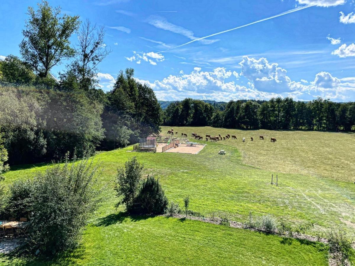 הוילה Saint-Dier-dʼAuvergne L'Ancien Relais De Poste*** מראה חיצוני תמונה